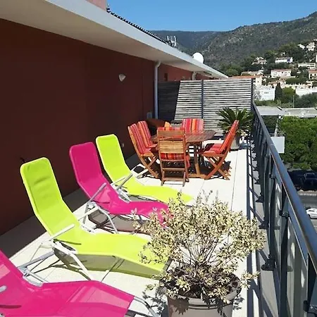 T3 Ideally Placed 80m² Of Terraces *