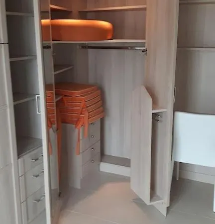 T3 Ideally Placed 80m² Of Terraces *